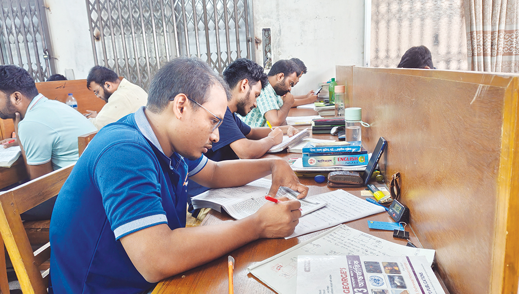 HSC Pass Government Jobs in Bangladesh 2026